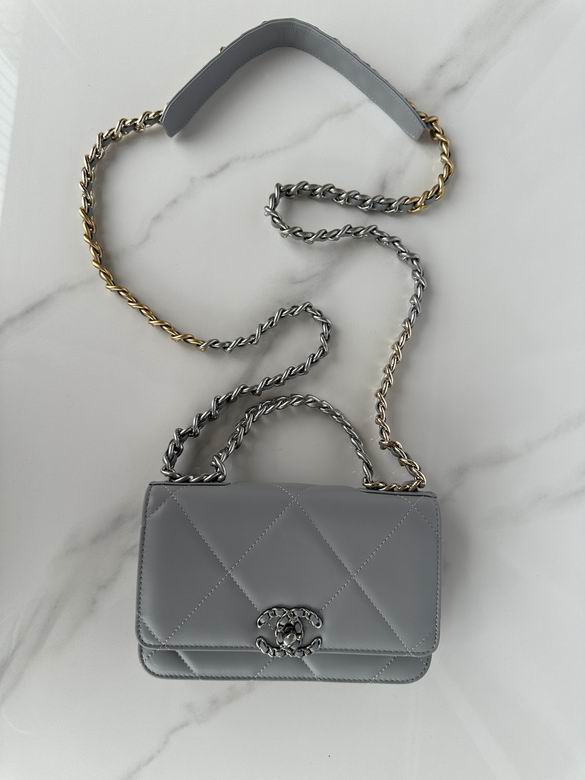 0957 19X11.5X7cm BL 4 (18)
